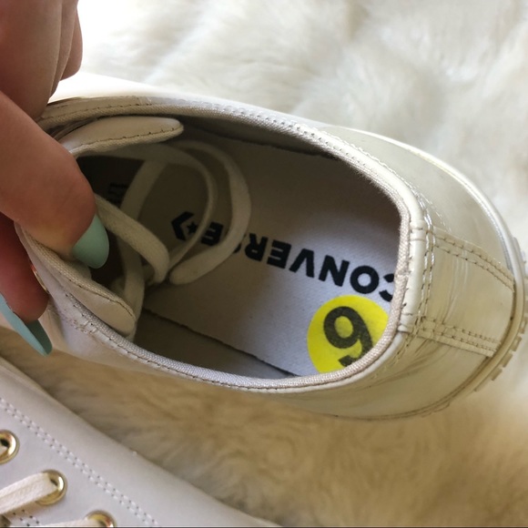 Cream leather Converse 9 - Picture 3 of 8